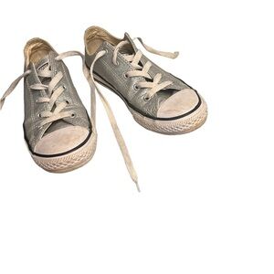 Converse-All Star Silver Sparkle Low Top Youth Sneaker size 3